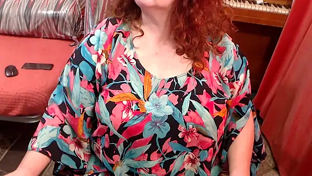 RoseRed69 online show from April 30, 3:35 am