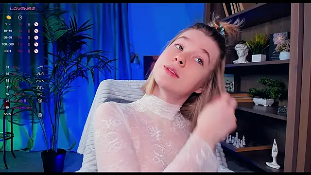 PollyHathor online show from January 31, 9:37 pm
