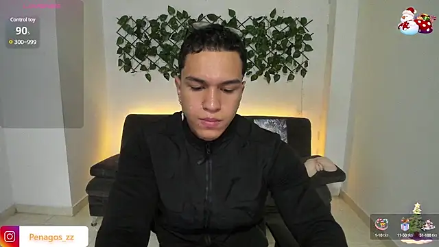 Snapshot of Taylor_John chatting on December 15, 12:38 pm Taylor John online show from December 15, 12:38 pm