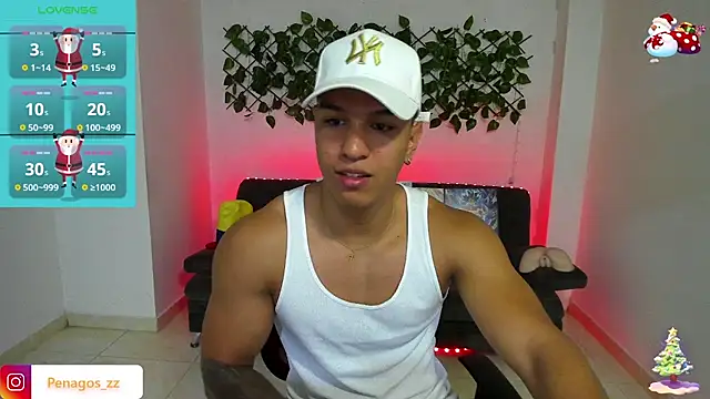 Snapshot of Taylor_John chatting on December 26, 3:42 pm Taylor John online show from December 26, 3:42 pm
