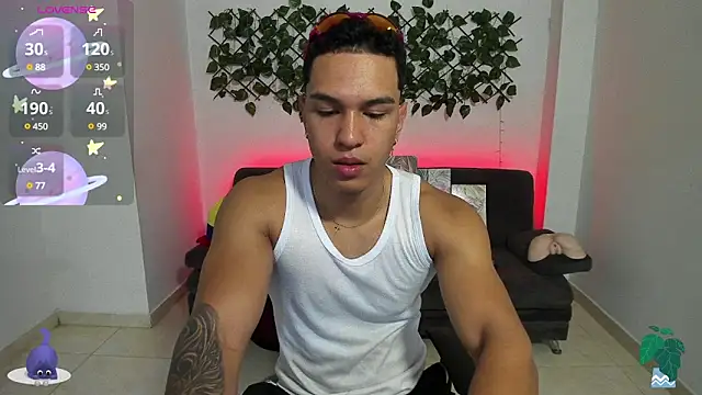 Snapshot of Taylor_John chatting on January 9, 2:51 pm Taylor John online show from January 9, 2:51 pm