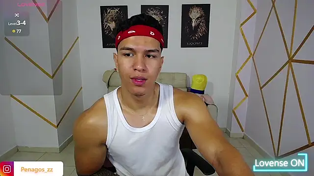Snapshot of Taylor_John chatting on February 7, 5:40 pm Taylor John online show from February 7, 5:40 pm