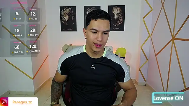 Snapshot of Taylor_John chatting on February 8, 7:38 pm Taylor John online show from February 8, 7:38 pm