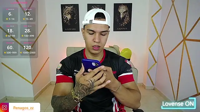 Snapshot of Taylor_John chatting on February 27, 2:21 pm Taylor John online show from February 27, 2:21 pm