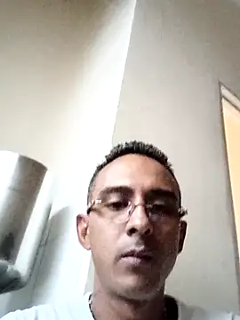 paisa233 online show from November 12, 5:24 pm