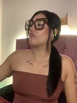 angellique 22 online show from February 7, 8:11 am