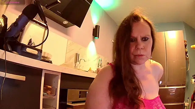 Snapshot of Endrocleia chatting on October 16, 11:06 pm Endrocleia online show from October 16, 11:06 pm