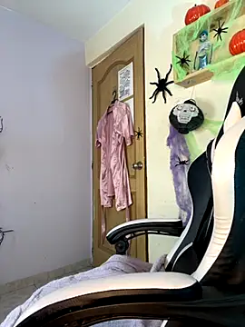 Ivann4 online show from October 9, 3:21 pm