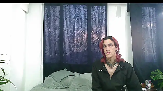 Snapshot of Dan_Yagami chatting on December 31, 10:12 pm Dan Yagami online show from December 31, 10:12 pm