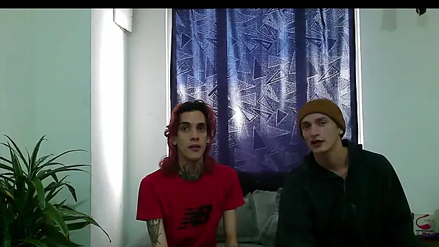 Snapshot of Dan_Yagami chatting on January 4, 7:02 pm Dan Yagami online show from January 4, 7:02 pm