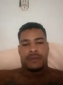 Snapshot of elqtalxxx chatting on October 22, 4:40 pm elqtalxxx online show from October 22, 4:40 pm