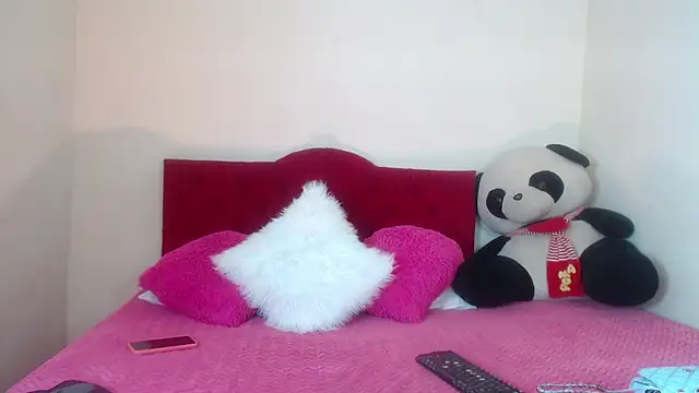 Luluu 08 online show from March 17, 1:18 pm