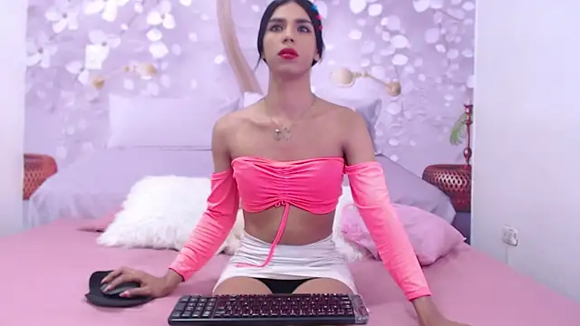 Luluu 08 online show from September 24, 6:55 pm