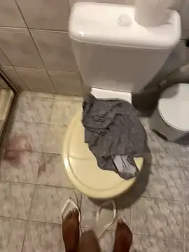 Snapshot of gomespauz chatting on February 6, 4:43 pm gomespauz online show from February 6, 4:43 pm