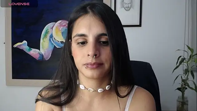 Snapshot of alma_violeta chatting on December 12, 11:03 pm alma violeta online show from December 12, 11:03 pm