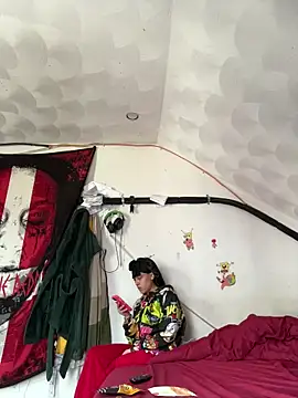 rayyymack online show from April 4, 2:03 pm