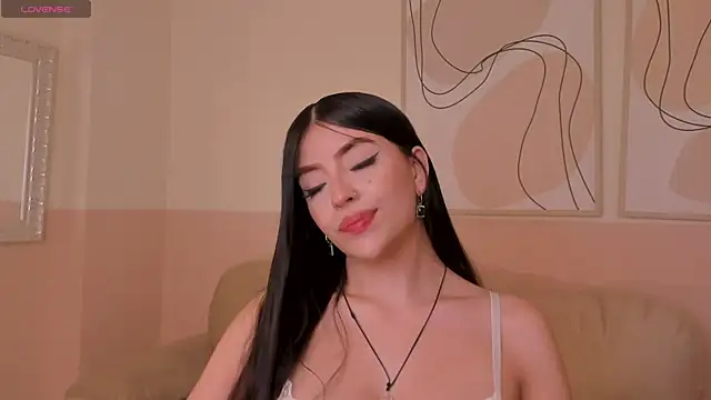 ValeriaRiveraX online show from December 14, 6:46 am