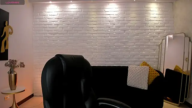 ValeriaRiveraX online show from November 2, 11:51 pm