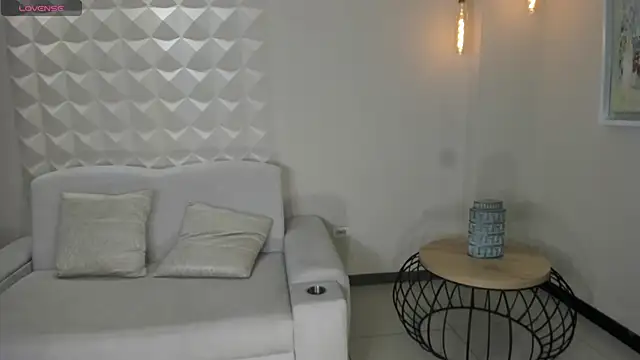 MariaHerrera  online show from May 11, 10:40 pm
