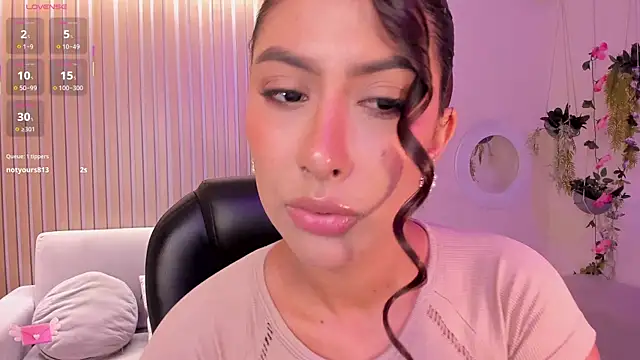 ArianaDumont online show from October 11, 11:42 am