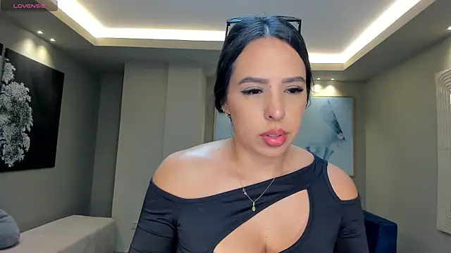 KatieStonne online show from March 29, 5:24 pm