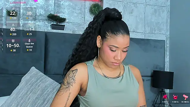 Snapshot of Salome_Diaz_ chatting on March 22, 12:46 pm Salome Diaz  online show from March 22, 12:46 pm