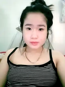 Snapshot of Sahara-lovexoxo chatting on February 2, 4:37 am Sahara-lovexoxo online show from February 2, 4:37 am
