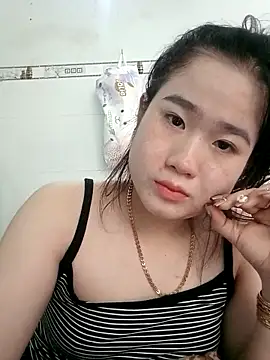 Snapshot of Sahara-lovexoxo chatting on February 2, 7:41 am Sahara-lovexoxo online show from February 2, 7:41 am