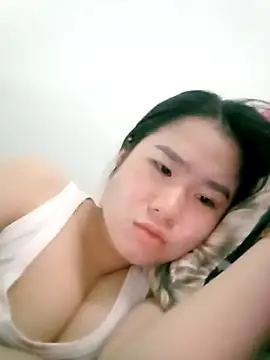 Snapshot of Sahara-lovexoxo chatting on February 24, 1:24 am Sahara-lovexoxo online show from February 24, 1:24 am