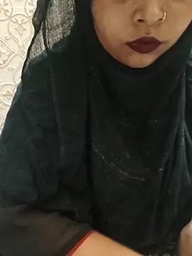 Snapshot of Indian-Nazia chatting on September 18, 6:10 pm Indian-Nazia online show from September 18, 6:10 pm