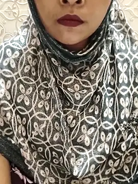 Snapshot of Indian-Nazia chatting on September 26, 7:51 pm Indian-Nazia online show from September 26, 7:51 pm