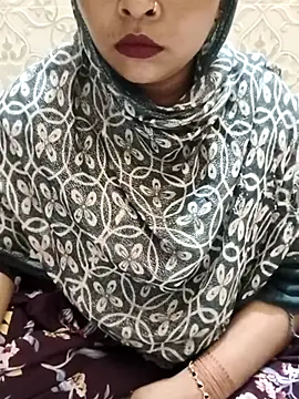 Snapshot of Indian-Nazia chatting on September 27, 3:28 pm Indian-Nazia online show from September 27, 3:28 pm