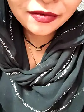 Snapshot of Indian-Nazia chatting on October 16, 7:48 pm Indian-Nazia online show from October 16, 7:48 pm