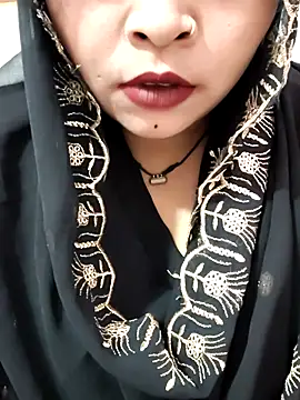 Indian-Nazia online show from November 7, 8:42 pm