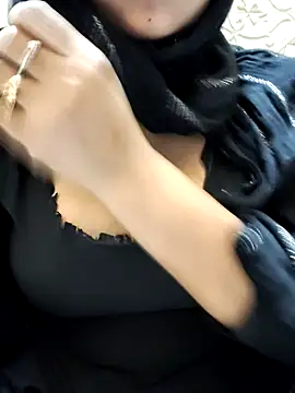 Indian-Nazia online show from November 24, 6:18 pm