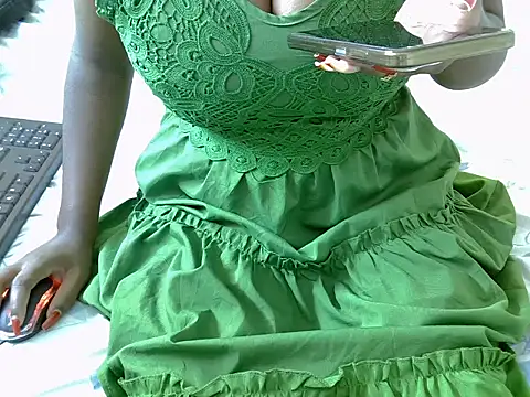 prettylacey3 online show from March 22, 2:53 pm