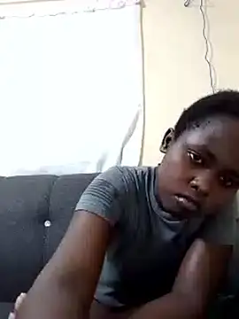 Sweetcecie01 online show from September 20, 9:27 pm