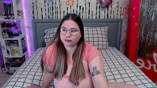 Snapshot of portgas_d_letty chatting on April 16, 4:57 am portgas d letty online show from April 16, 4:57 am