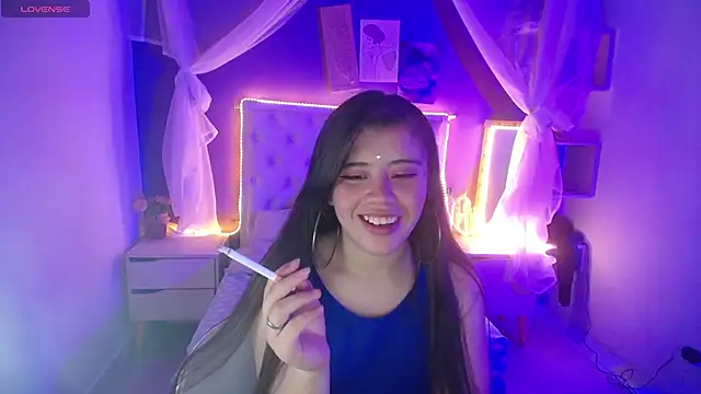 Snapshot of Ingrid_Casas chatting on December 3, 5:23 pm Ingrid Casas online show from December 3, 5:23 pm