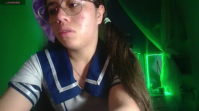 Snapshot of Ingrid_Casas chatting on December 14, 6:30 pm Ingrid Casas online show from December 14, 6:30 pm
