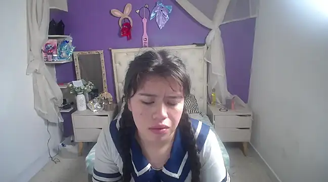 Snapshot of Ingrid_Casas chatting on January 31, 10:21 pm Ingrid Casas online show from January 31, 10:21 pm