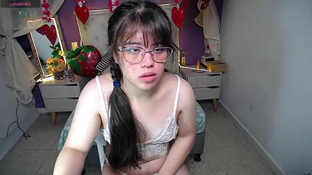 Snapshot of Ingrid_Casas chatting on February 20, 2:51 am Ingrid Casas online show from February 20, 2:51 am