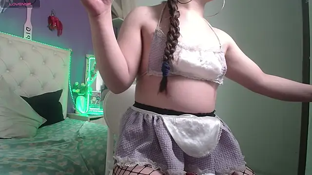 Snapshot of Ingrid_Casas chatting on March 7, 11:05 pm Ingrid Casas online show from March 7, 11:05 pm