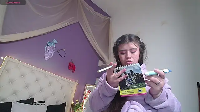 Snapshot of Ingrid_Casas chatting on March 11, 3:48 am Ingrid Casas online show from March 11, 3:48 am