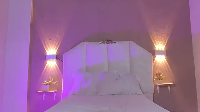 Juliette  3 online show from February 10, 1:10 am