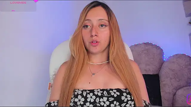 arianna gren online show from December 14, 3:07 am