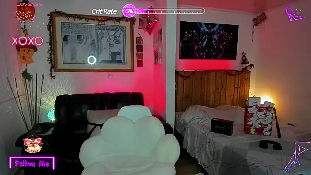 Snapshot of LauGrayJ chatting on December 11, 9:45 pm LauGrayJ online show from December 11, 9:45 pm