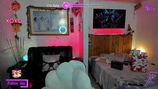 Snapshot of LauGrayJ chatting on December 23, 1:08 am LauGrayJ online show from December 23, 1:08 am
