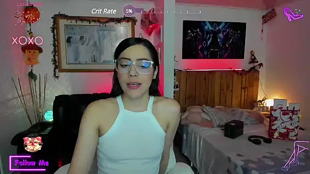 Snapshot of LauGrayJ chatting on December 23, 6:00 am LauGrayJ online show from December 23, 6:00 am