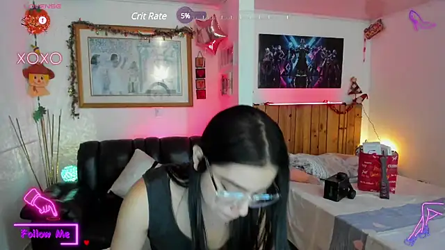 Snapshot of LauGrayJ chatting on January 18, 3:05 pm LauGrayJ online show from January 18, 3:05 pm